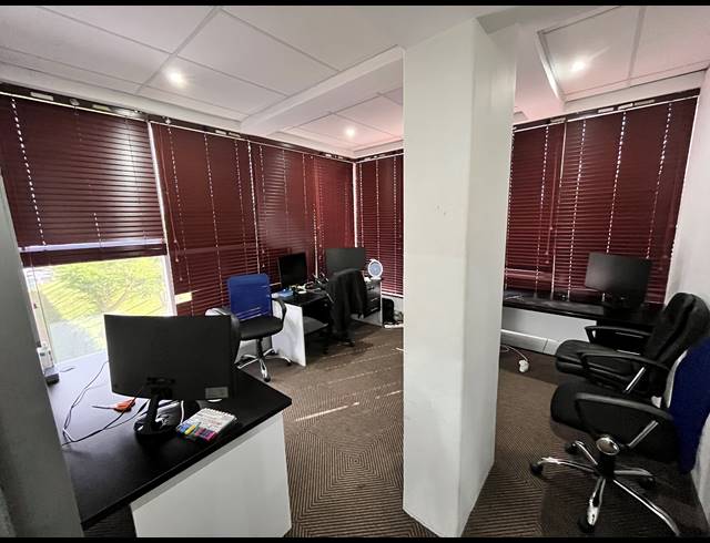 269M² OFFICE FOR SALE IN BALLITO DISTRICT